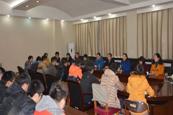 D:\Documents\Tencent Files\806990632\Image\UU2NL0`S%LB_71}64Z$U}X6.jpg